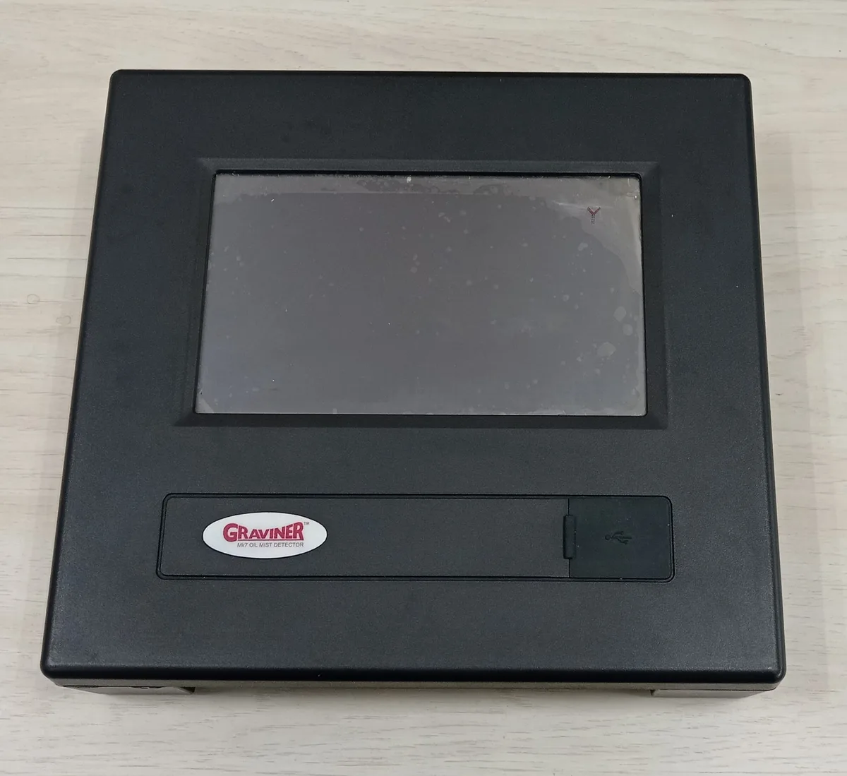 Graviner MK7 Oil Mist Detector – Intelligent Marine Engine Protection System Graviner MK7 Oil Mist Detector with addressable optical detector heads for marine diesel engine crankcase oil mist monitoring.