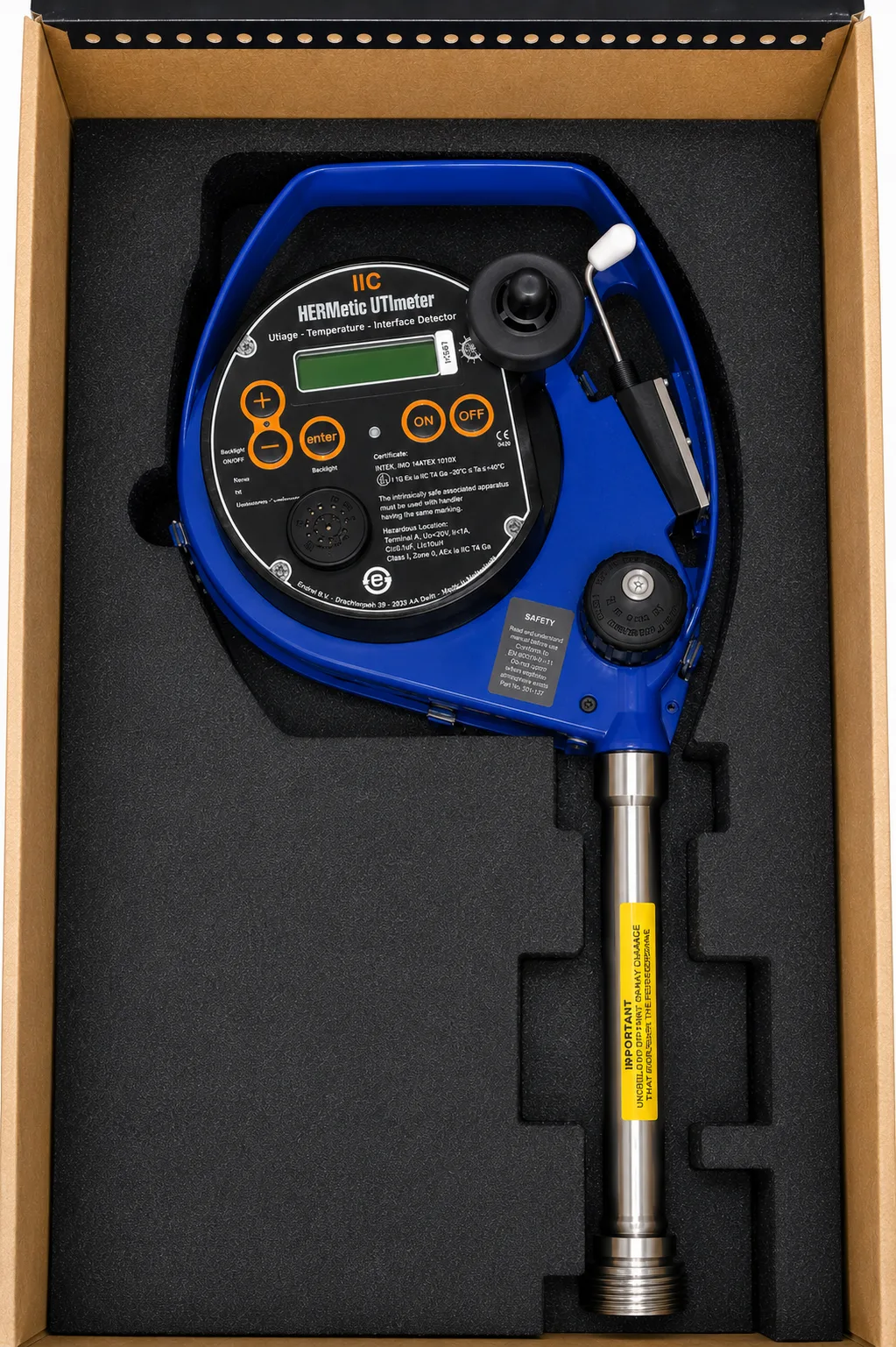 Honeywell HERMetic GTEX UTI Meter for portable closed tank gauging on oil and chemical tankers